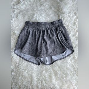 Lululemon Tracker Low Rise Lined Short - Heather Lux Multi Black